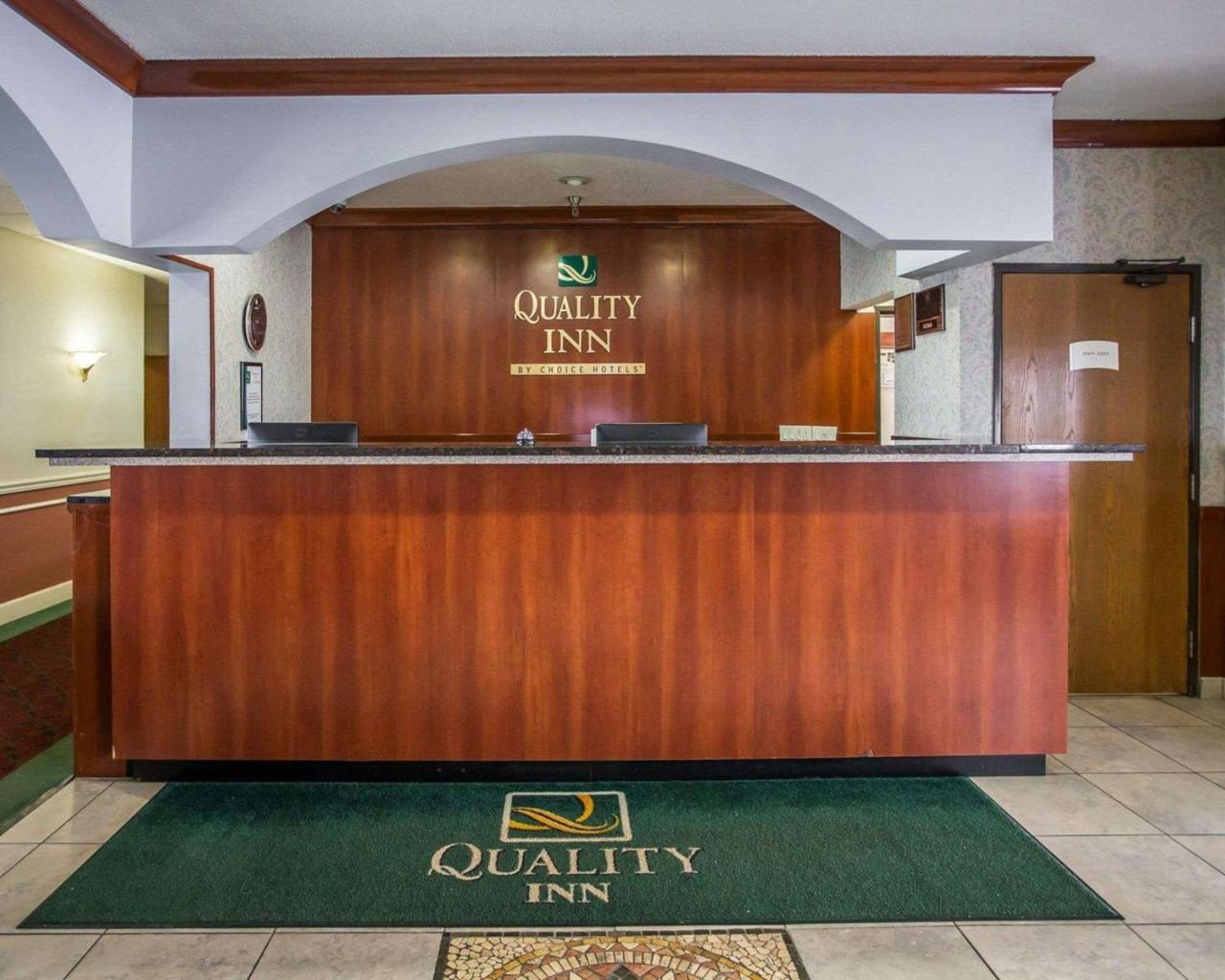 Quality Inn Peru Near Starved Rock State Park Екстер'єр фото