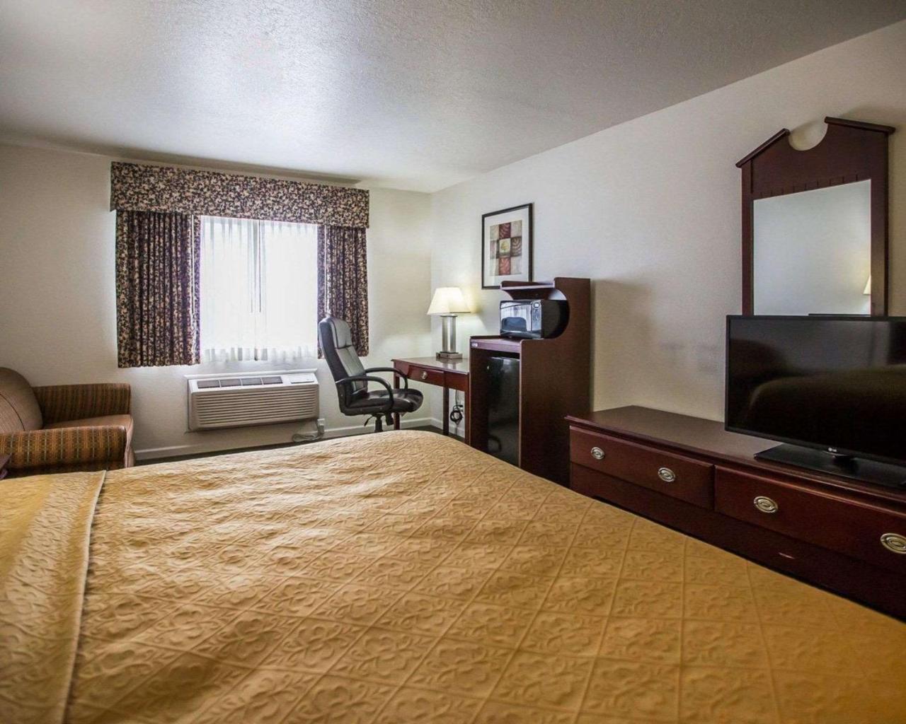 Quality Inn Peru Near Starved Rock State Park Екстер'єр фото